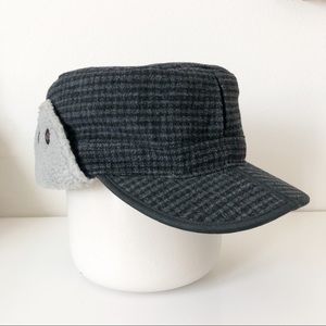 NWOT Outdoor Research Flap Cap hat - Unisex